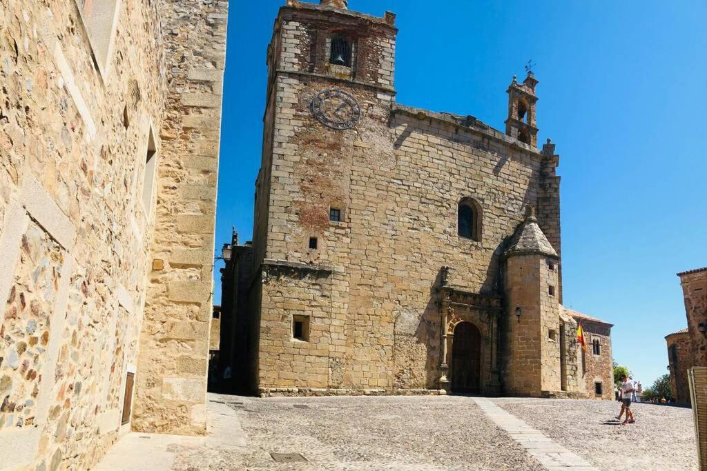 El Escondite De La Muralla Caces Exteriér fotografie